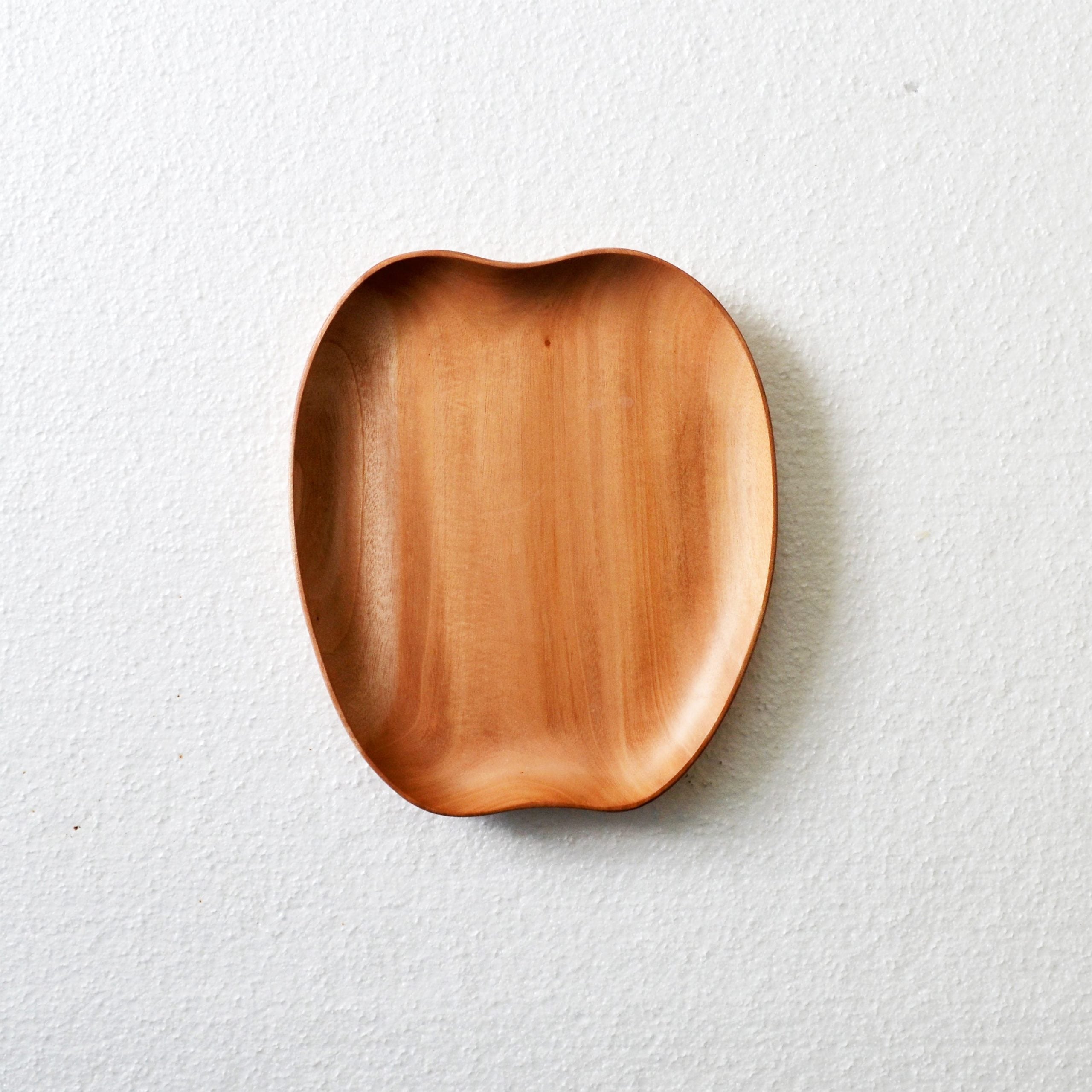 Apple Shape Wooden Platter Tray - waseeh.com